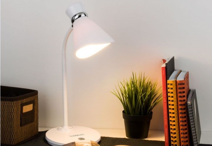 Настільна світлодіодна LED лампа з функцією змін кольору 10